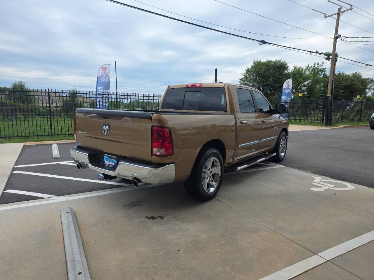 Used 2012 RAM 1500 Big Horn w/ Luxury Group RWD image 6