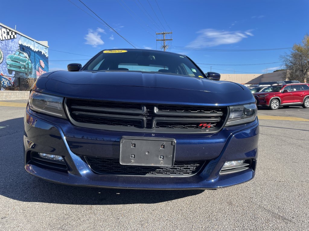 Used 2016 Dodge Charger R/T RWD image 8