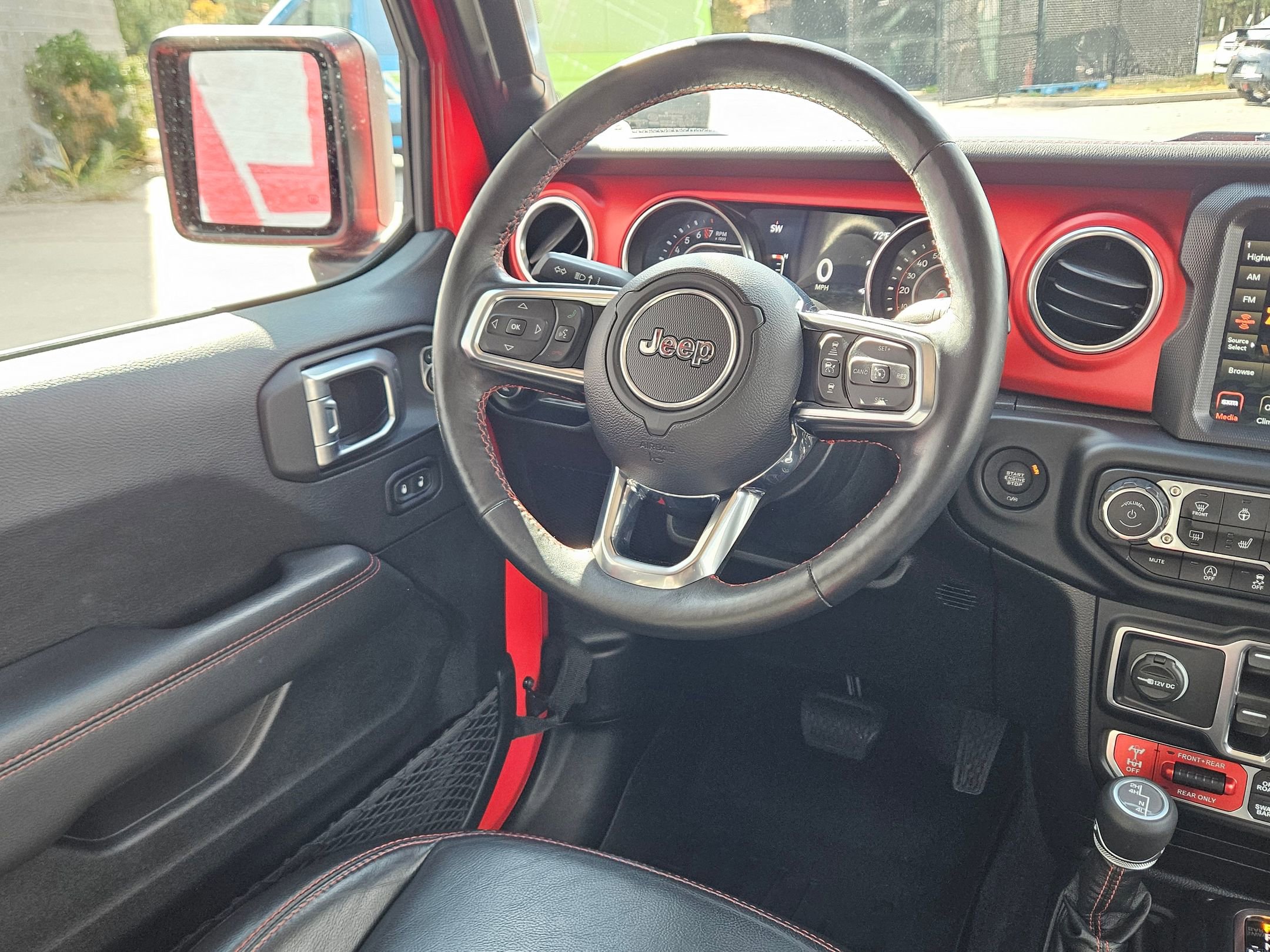 Used 2020 Jeep Gladiator Rubicon image 9