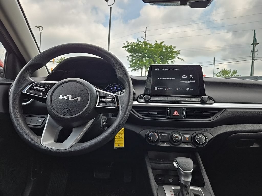 Certified 2023 Kia Forte LXS FWD image 33