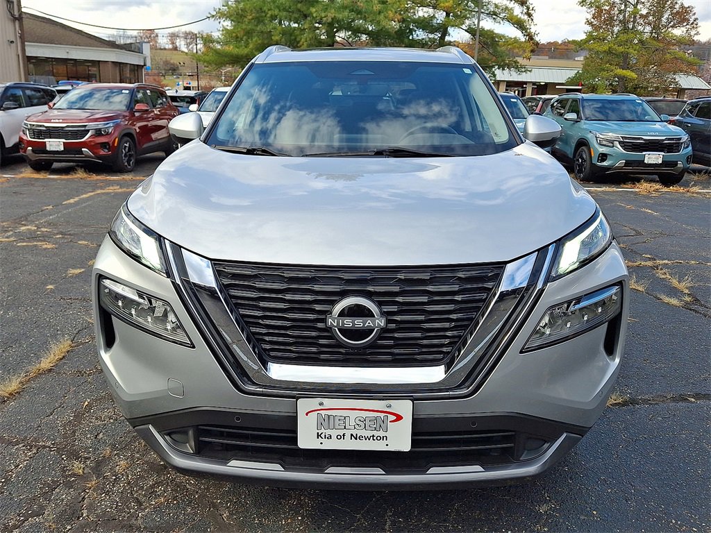 Used 2023 Nissan Rogue SL w/ SL Premium Package image 21