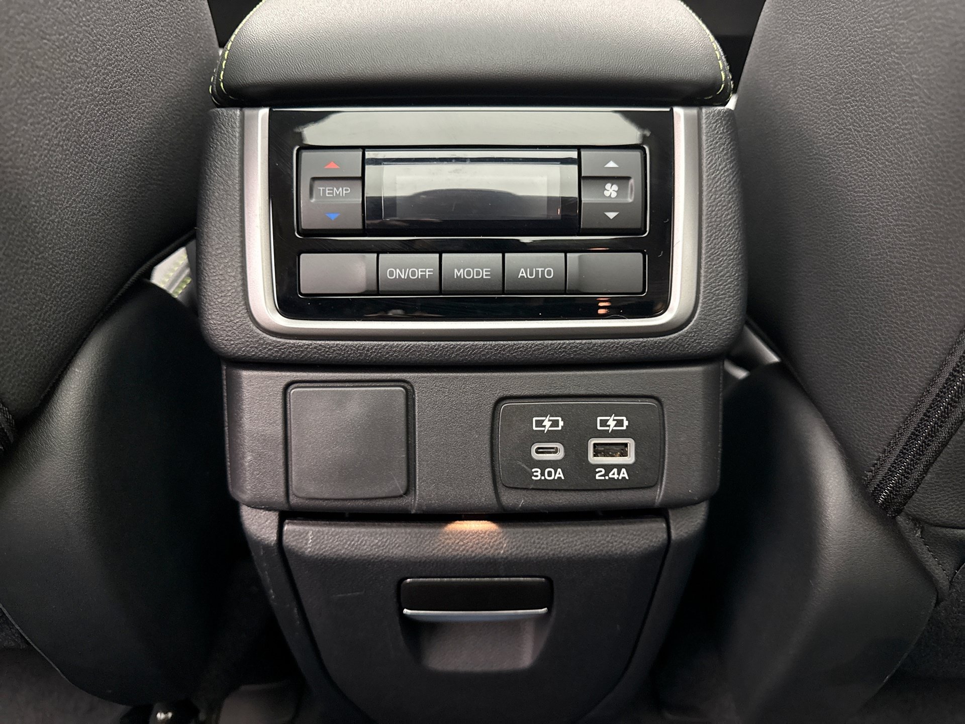 Used 2024 Subaru Ascent Onyx Edition AWD/4WD image 19