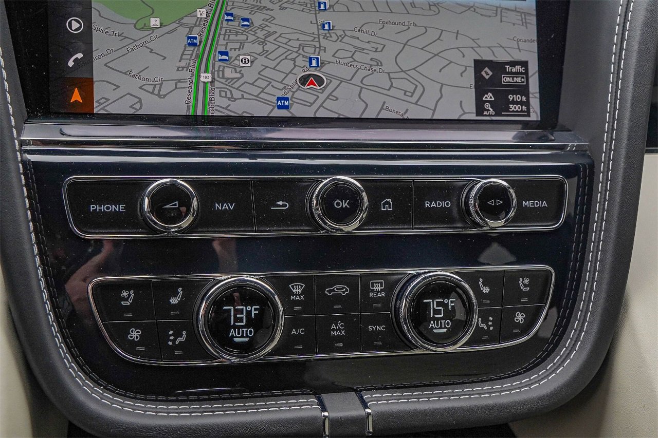 Certified 2024 Bentley Bentayga Extended Wheelbase image 31