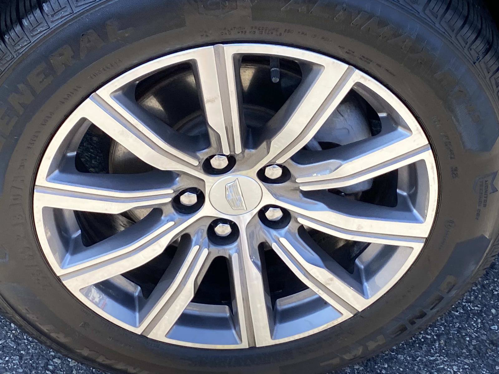 Used 2023 Cadillac XT4 Sport AWD/4WD image 25
