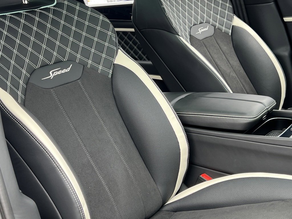 Used 2023 Bentley Bentayga Speed image 45