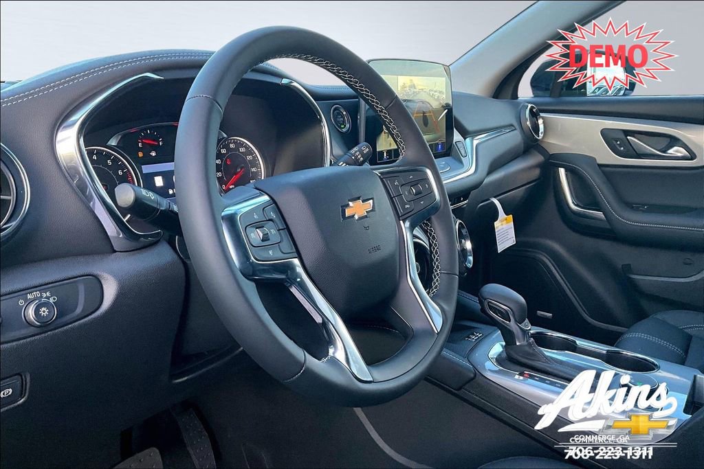 New 2026 Chevrolet Blazer LT w/ Sound & Technology Package FWD image 11