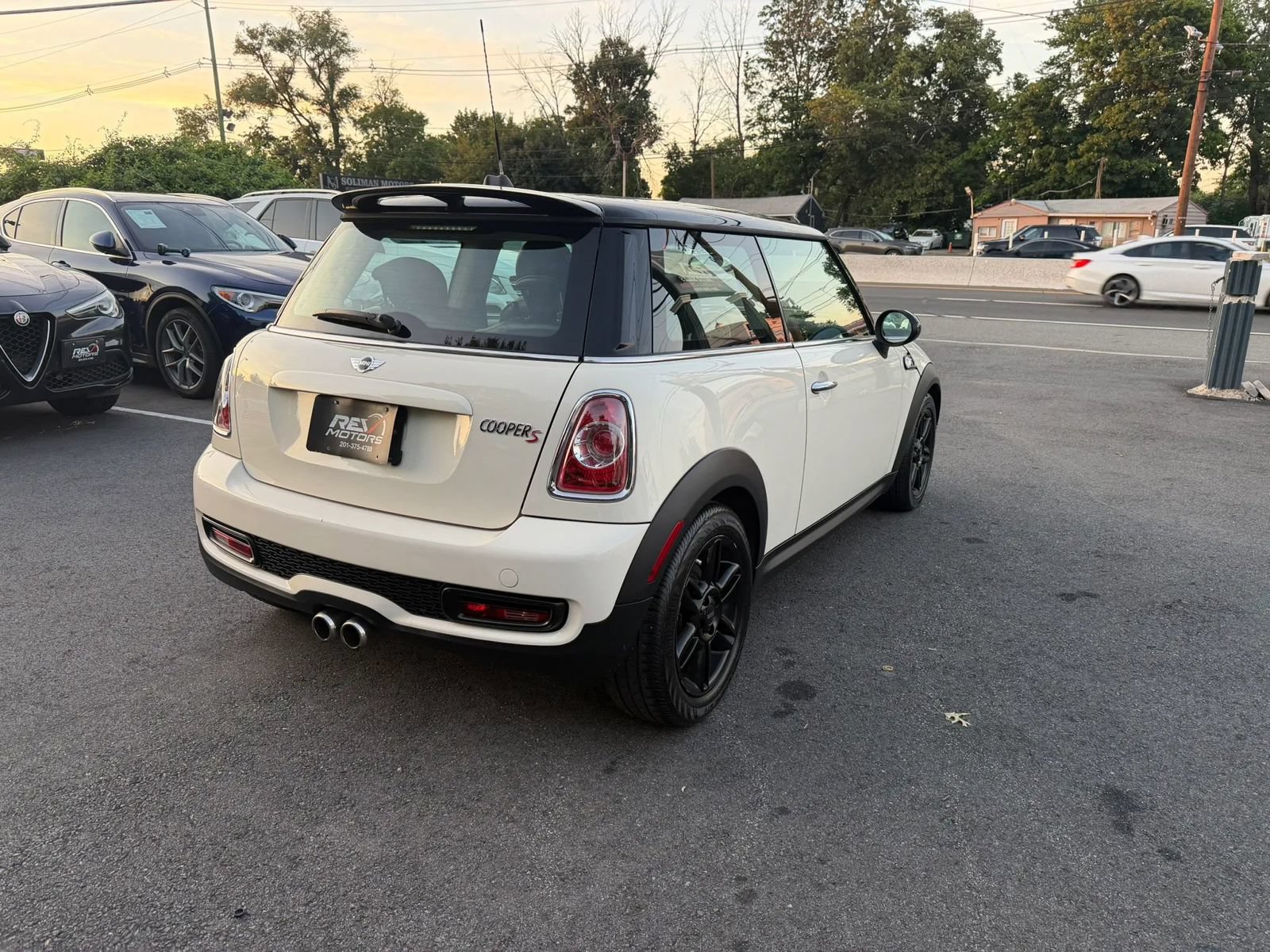 Used 2013 MINI Cooper S FWD image 8