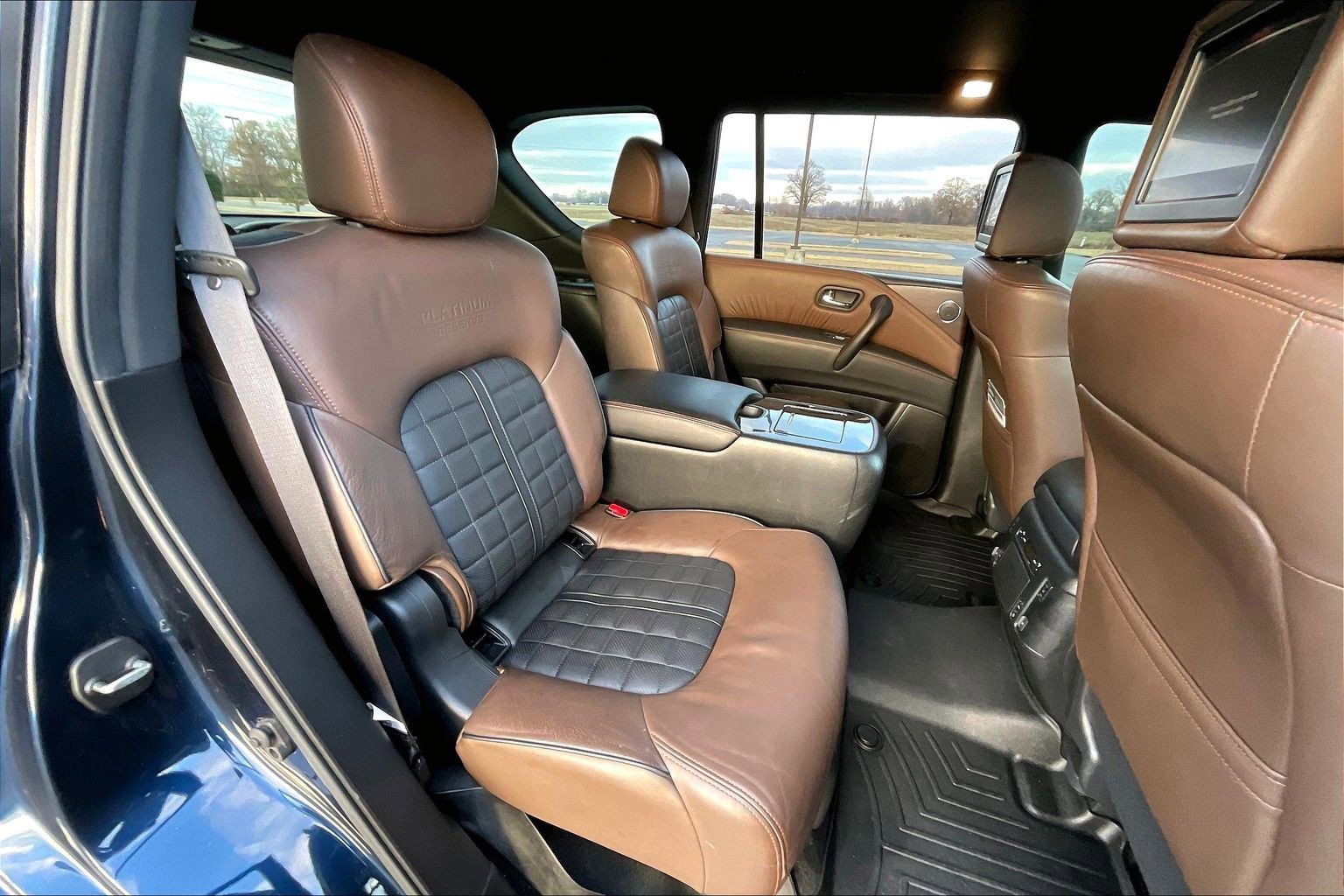 Used 2020 Nissan Armada Platinum w/ Platinum Reserve Package image 17