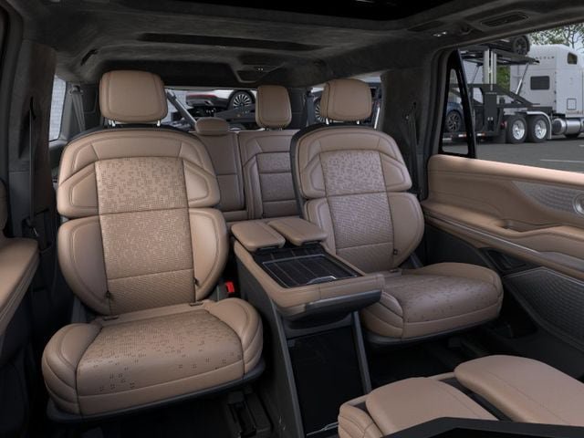 New 2026 Lincoln Navigator L Black Label AWD/4WD image 11