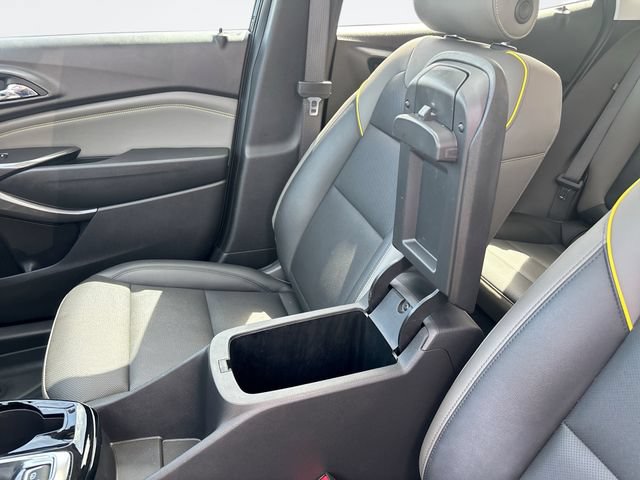 Used 2025 Chevrolet Trax ACTIV w/ Sunroof Package FWD image 20