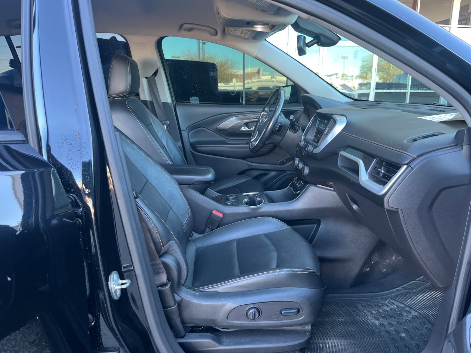 Used 2020 GMC Terrain SLT w/ Preferred Package image 19