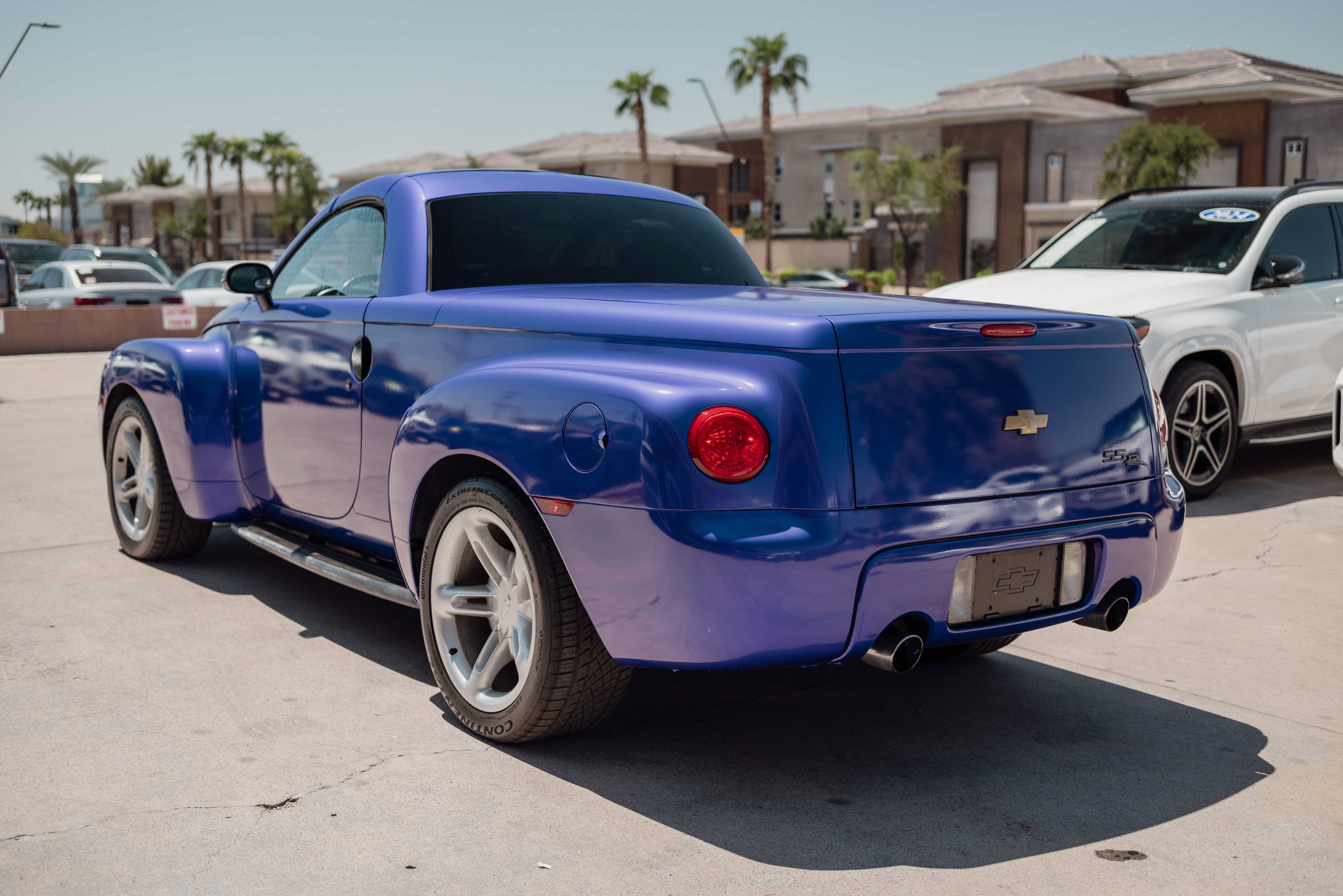 Used 2003 Chevrolet SSR w/ Preferred Equipment Group RWD image 5
