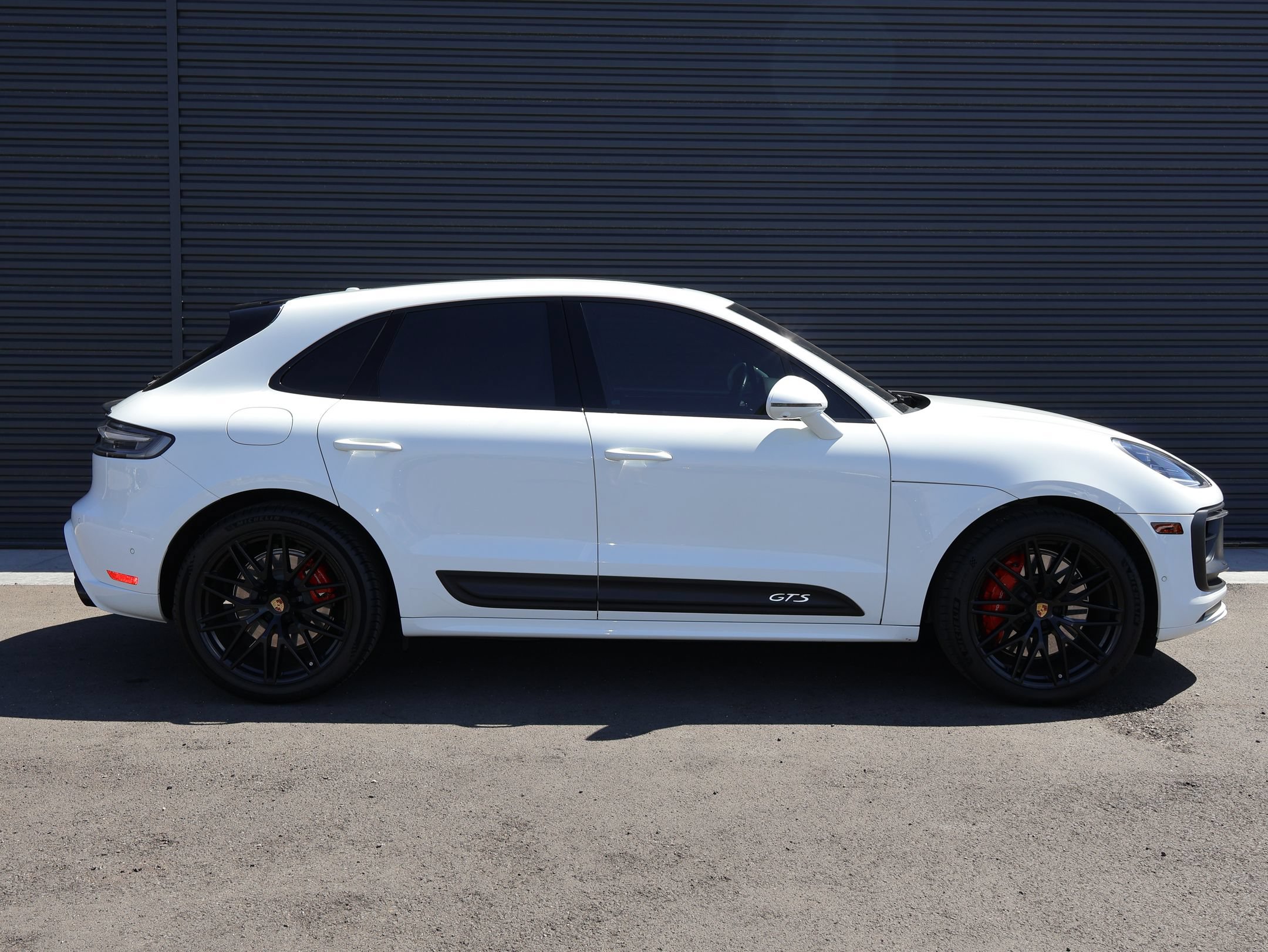 Used 2022 Porsche Macan GTS AWD/4WD image 10