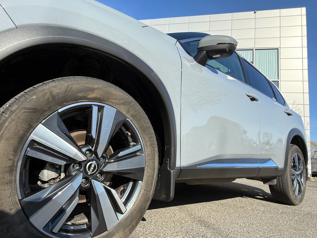 Used 2023 Nissan Rogue SL w/ SL Premium Package AWD/4WD image 10