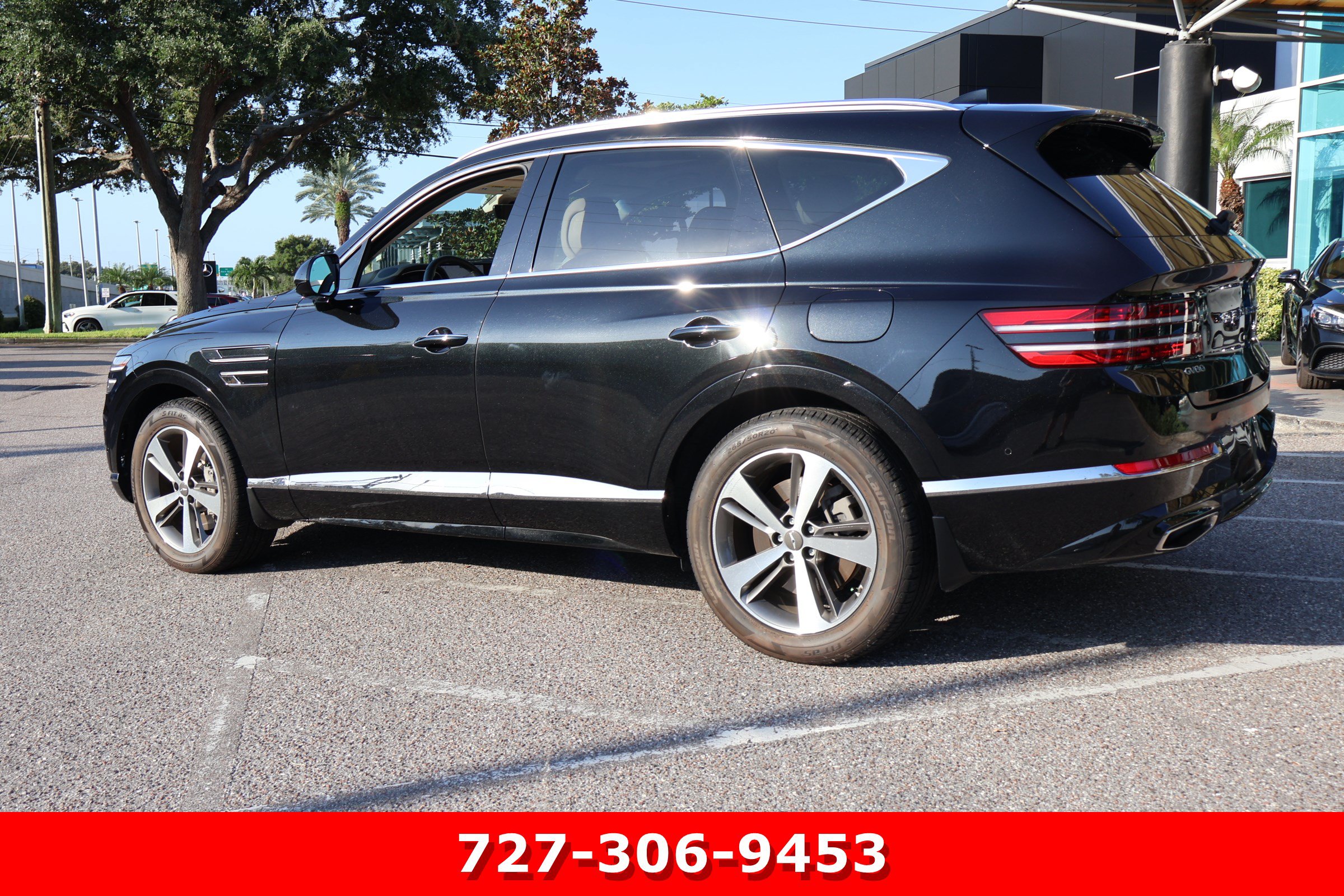 Used 2022 Genesis GV80 3.5T w/ Advanced Package 06 AWD/4WD image 7