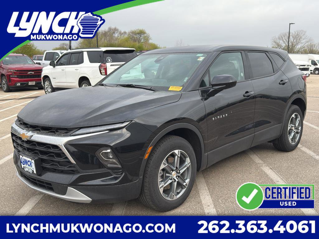 Used 2025 Chevrolet Blazer LT AWD/4WD image 1