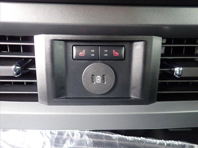 New 2026 Ford F250 Lariat w/ Black Appearance Package image 7