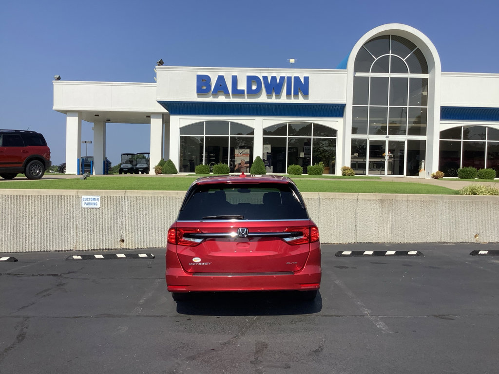Used 2023 Honda Odyssey Elite image 6
