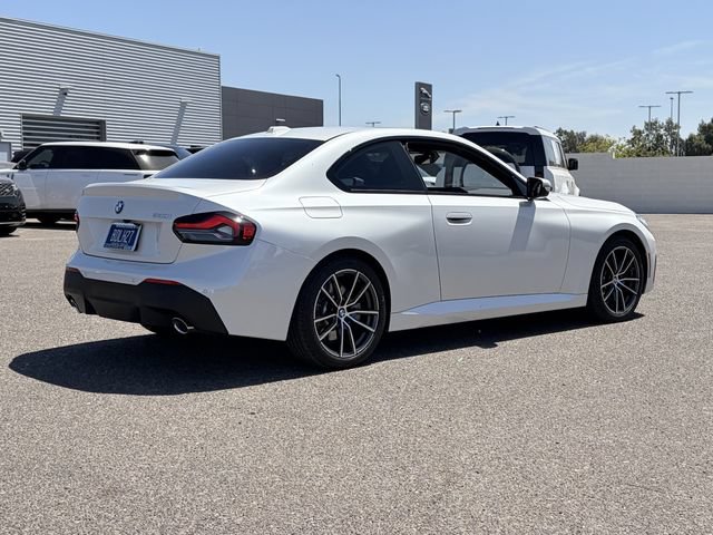 Used 2026 BMW 230i Coupe w/ Convenience Package RWD image 6