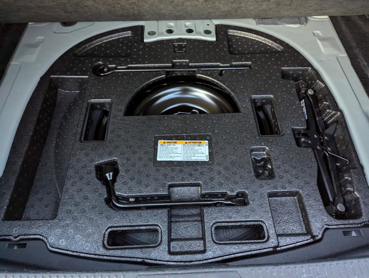 Used 2023 Toyota Camry XLE w/ Cold Weather Package AWD/4WD image 46