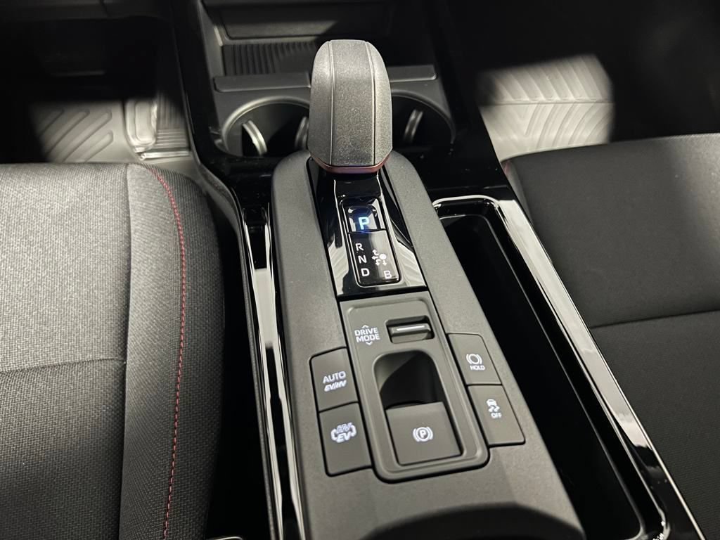New 2026 Toyota Prius Plug-In Hybrid FWD image 24