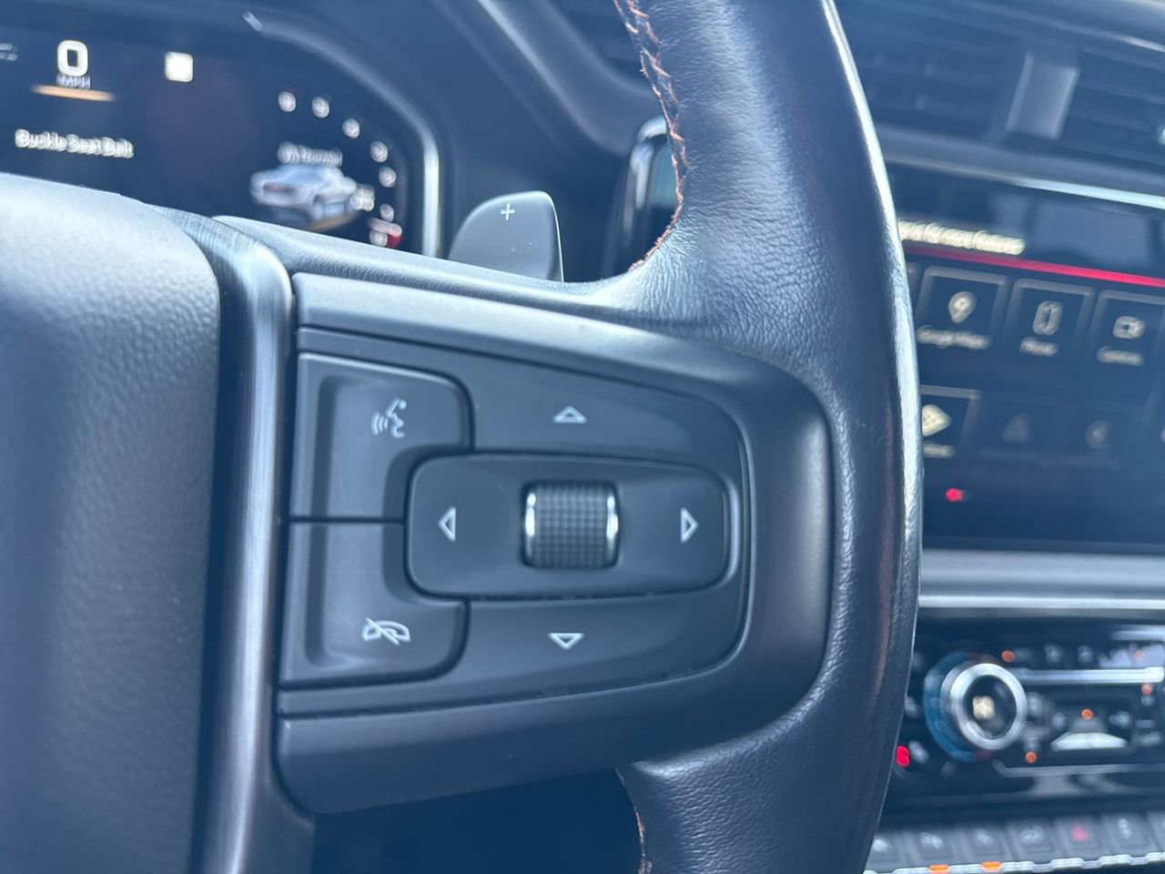 Used 2022 GMC Sierra 1500 AT4 w/ Technology Package image 30