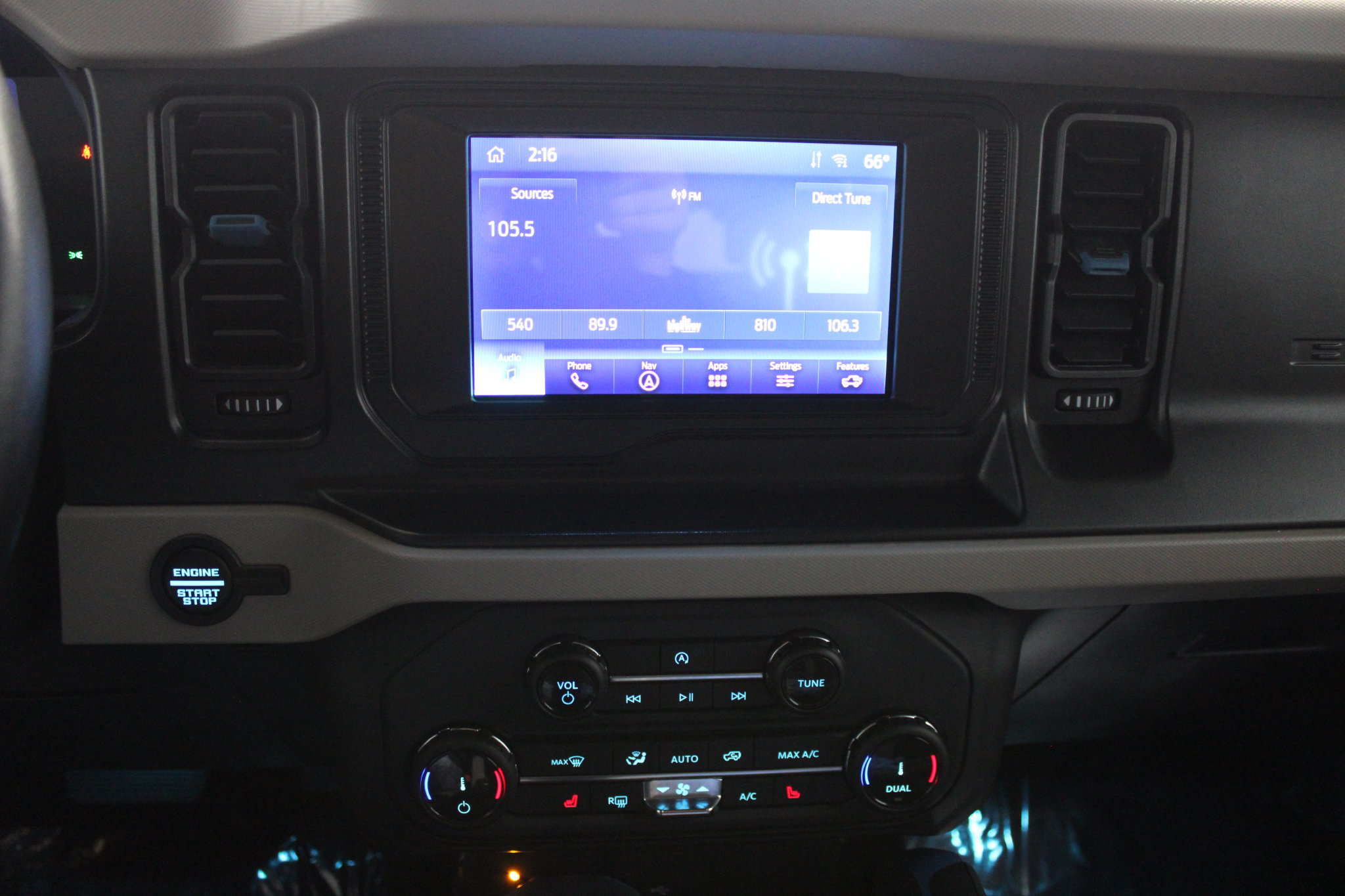 Used 2022 Ford Bronco Wildtrak AWD/4WD image 28
