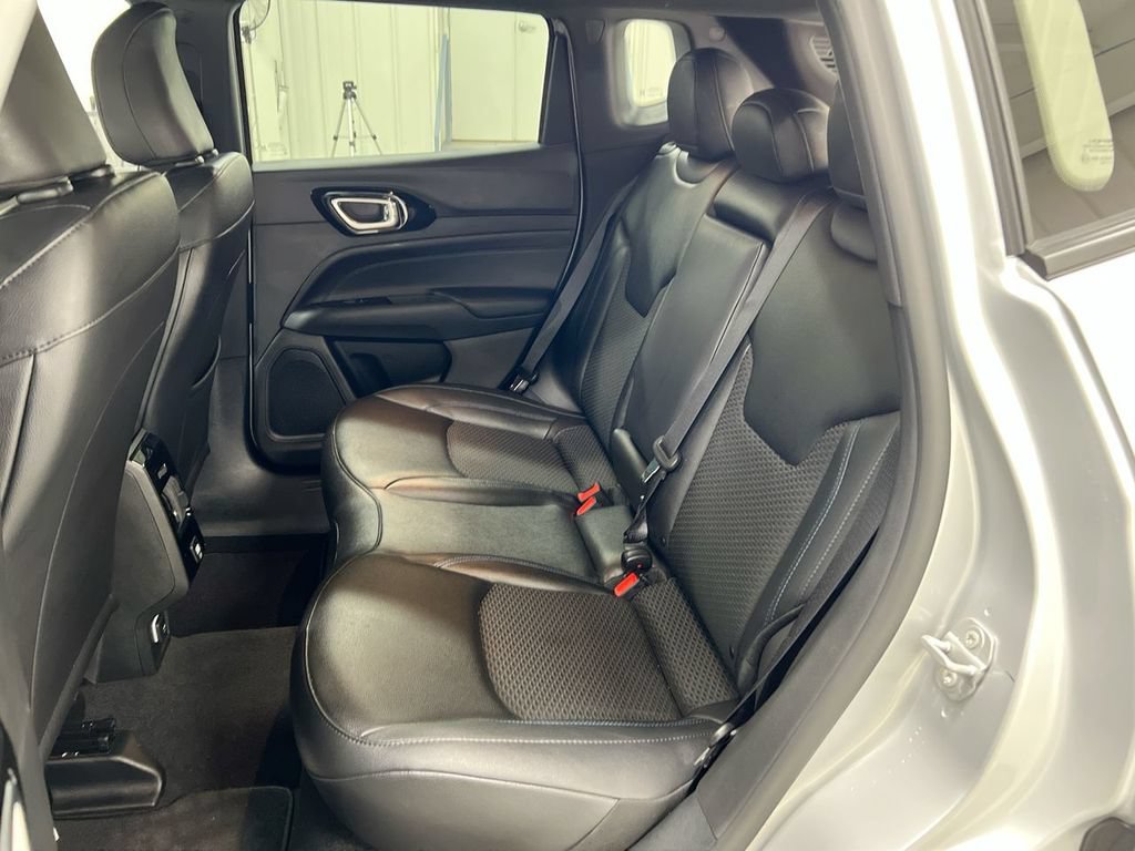 New 2026 Jeep Compass Latitude AWD/4WD image 22
