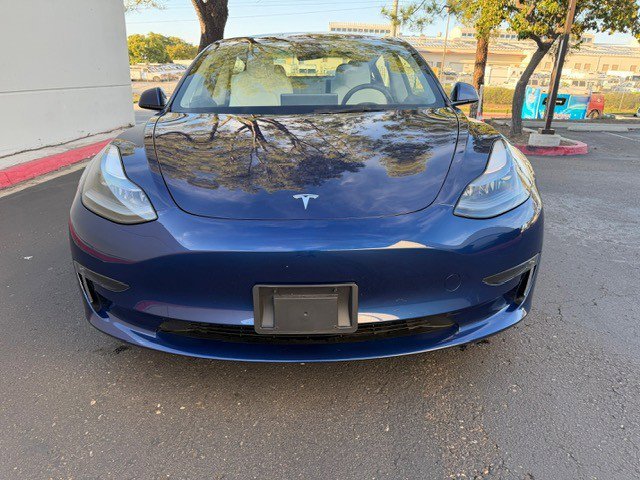 Used 2023 Tesla Model 3 Standard Range image 6