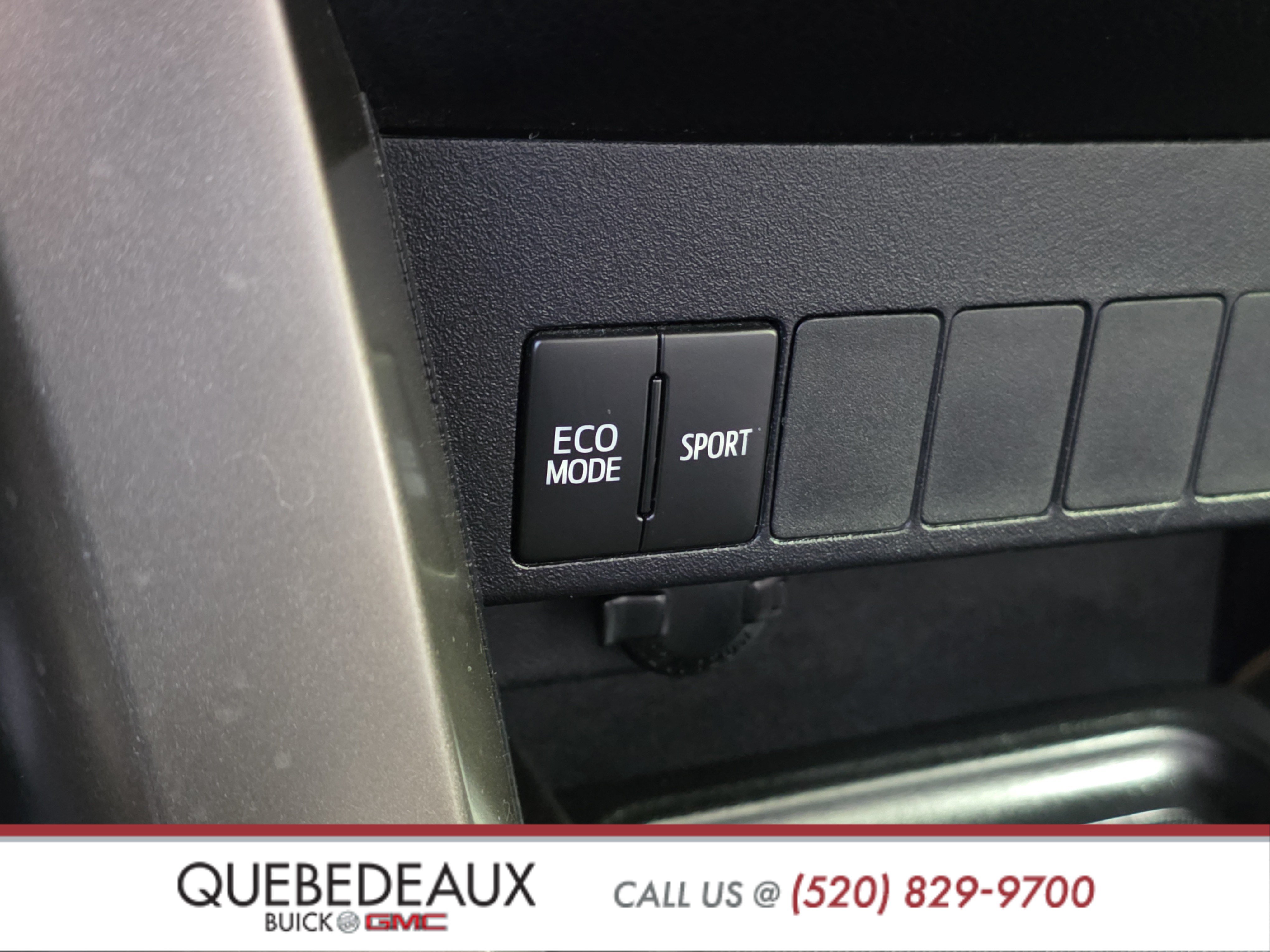 Used 2014 Toyota RAV4 XLE FWD image 19