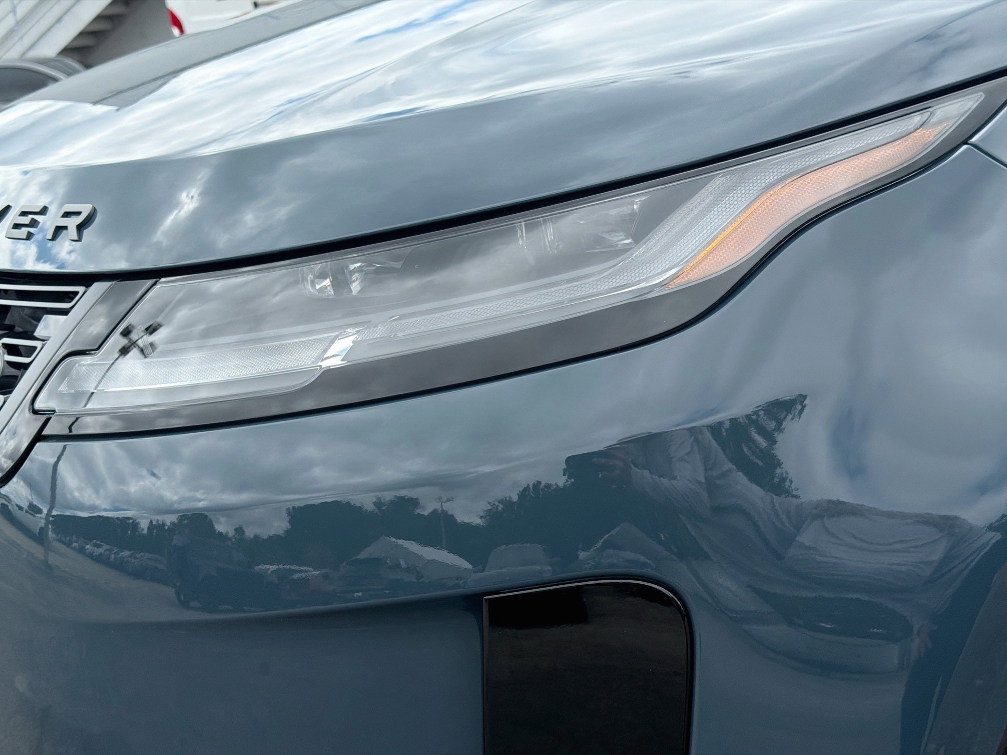 New 2026 Land Rover Range Rover Evoque S AWD/4WD image 9