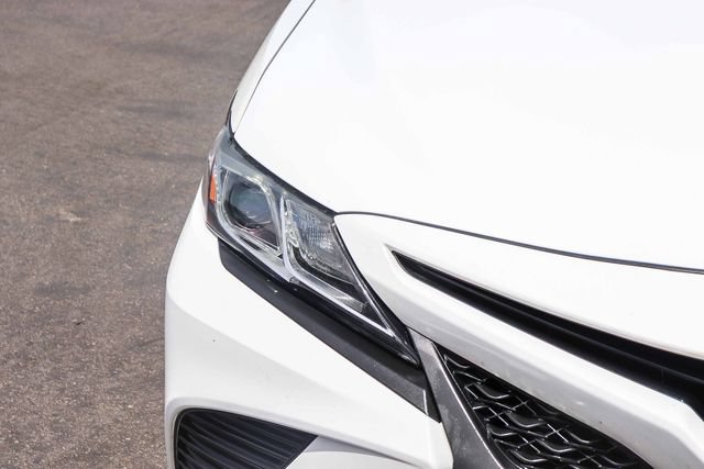 Used 2019 Toyota Camry SE FWD image 11