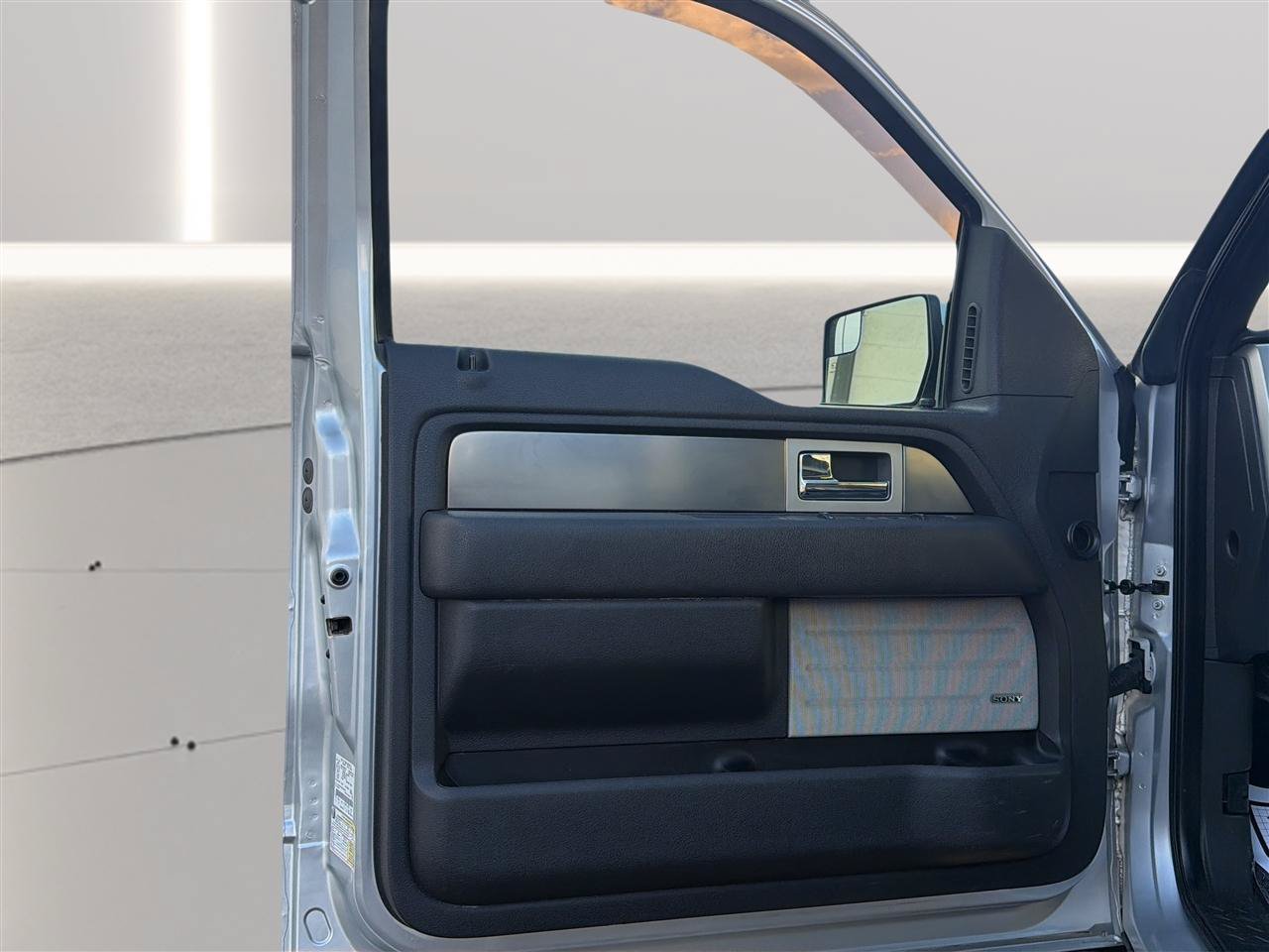 Used 2013 Ford F150 FX4 w/ Luxury Equipment Group AWD/4WD image 15