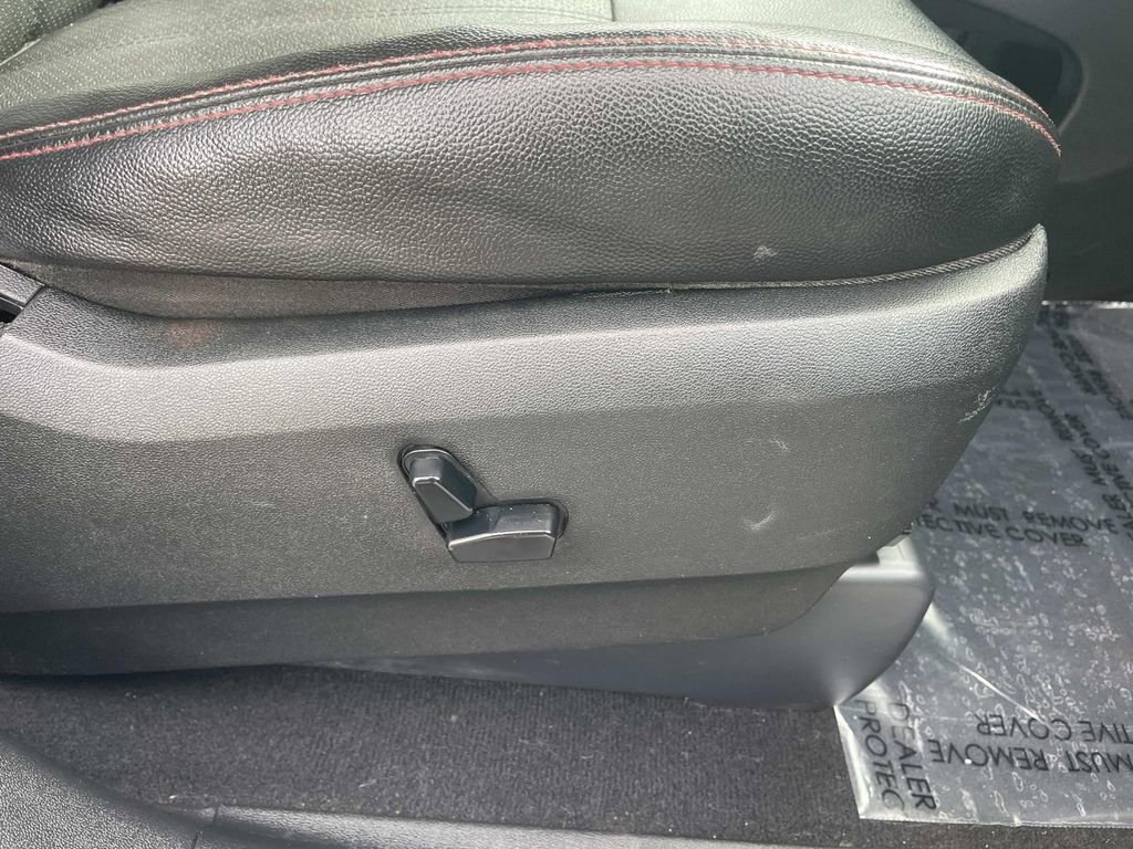 Used 2019 Dodge Grand Caravan GT image 25