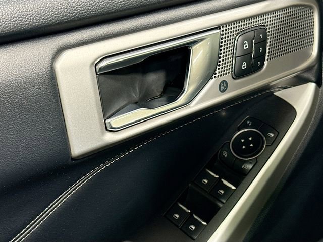 Used 2022 Ford Explorer Limited w/ Equipment Group 301A image 20