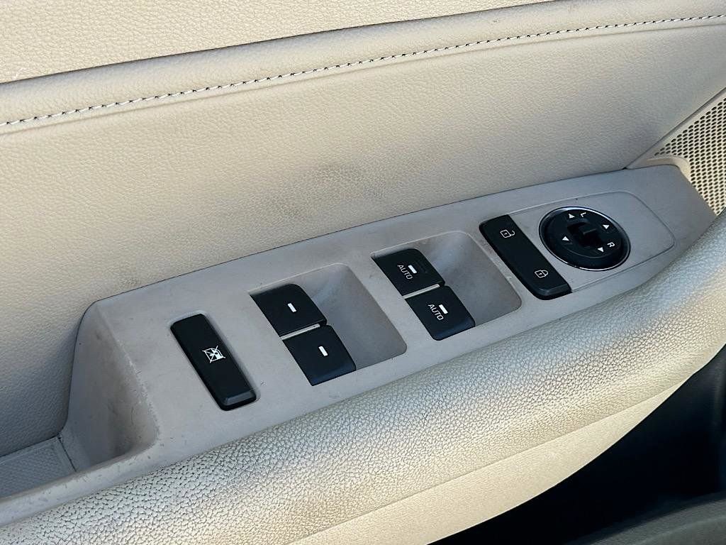 Used 2015 Hyundai Sonata Limited w/ Option Group 05 image 17