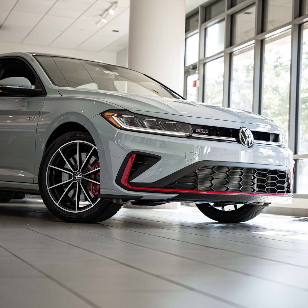 New 2027 Volkswagen Jetta GLI Autobahn FWD image 2