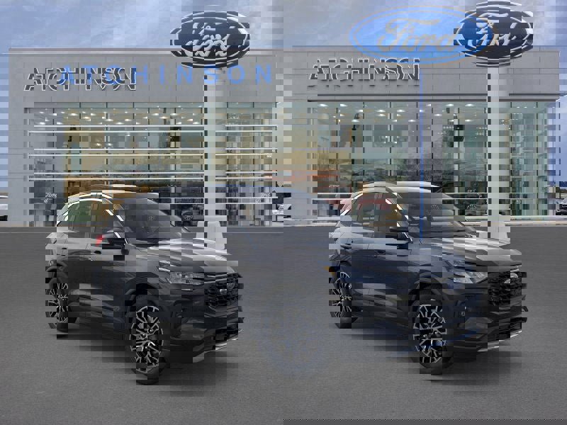 New 2026 Ford Escape SE image 7