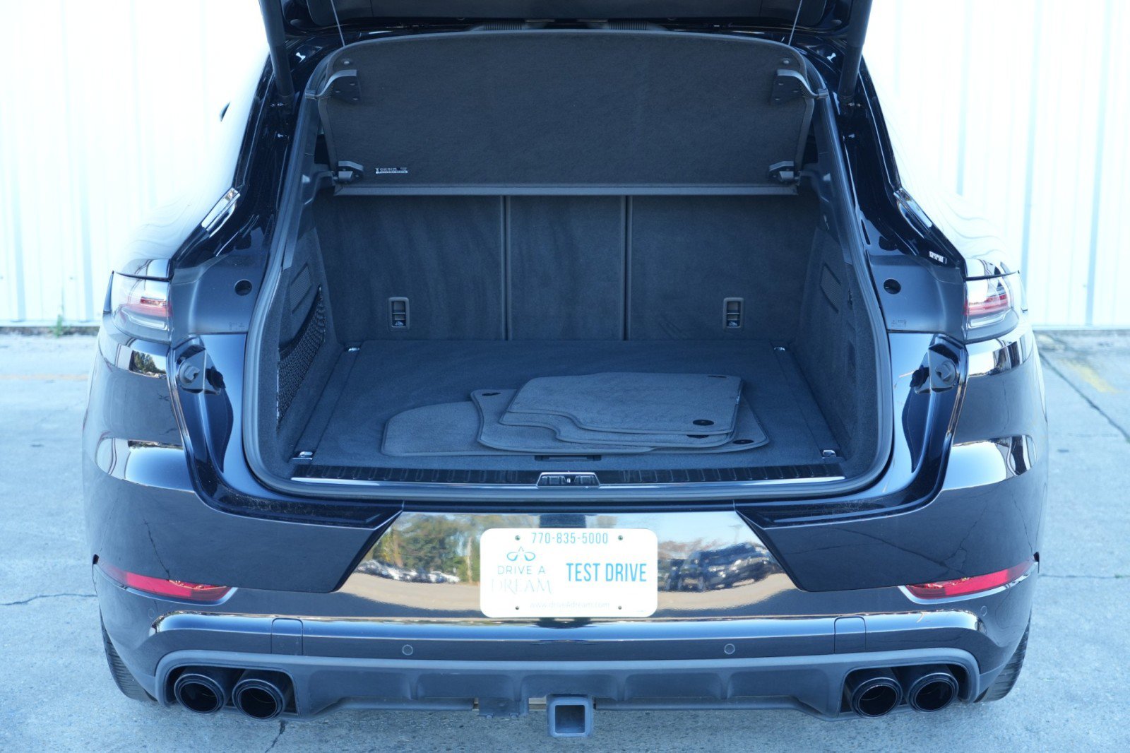 Used 2021 Porsche Cayenne Turbo S image 10