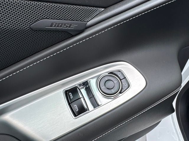 Used 2026 Chevrolet Corvette Z06 RWD image 9