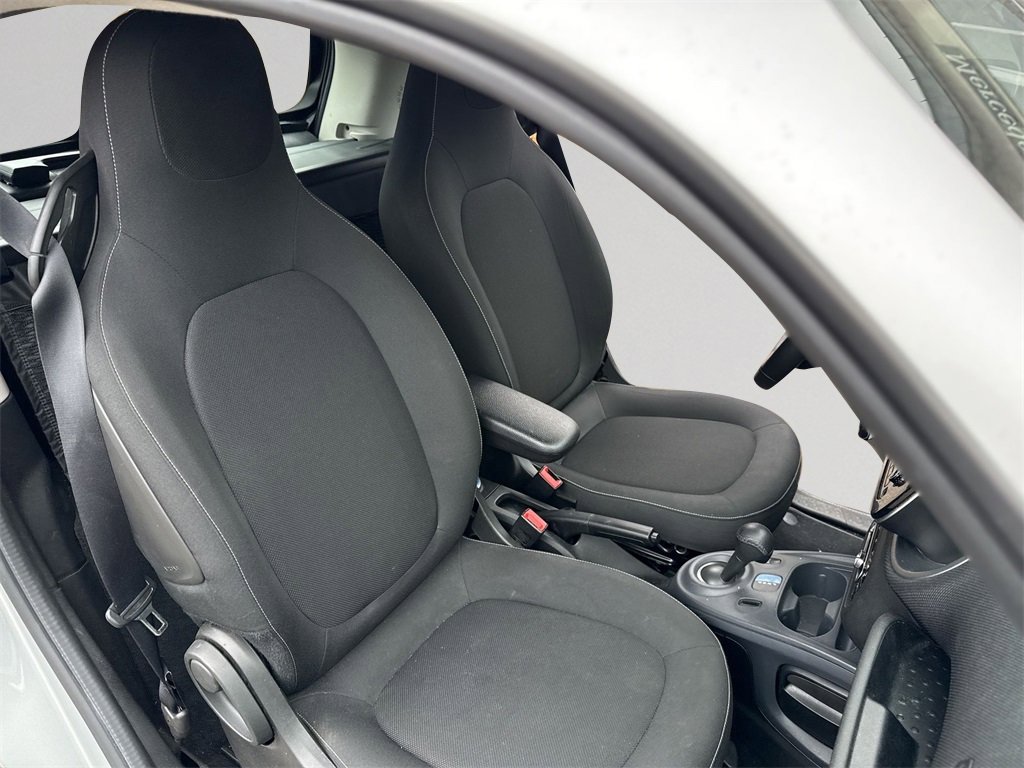 Used 2019 smart fortwo electric drive image 22