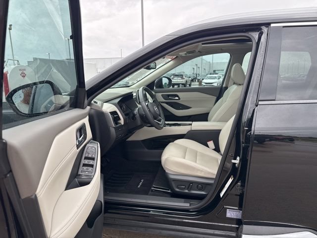 Used 2023 Nissan Rogue SL FWD image 18