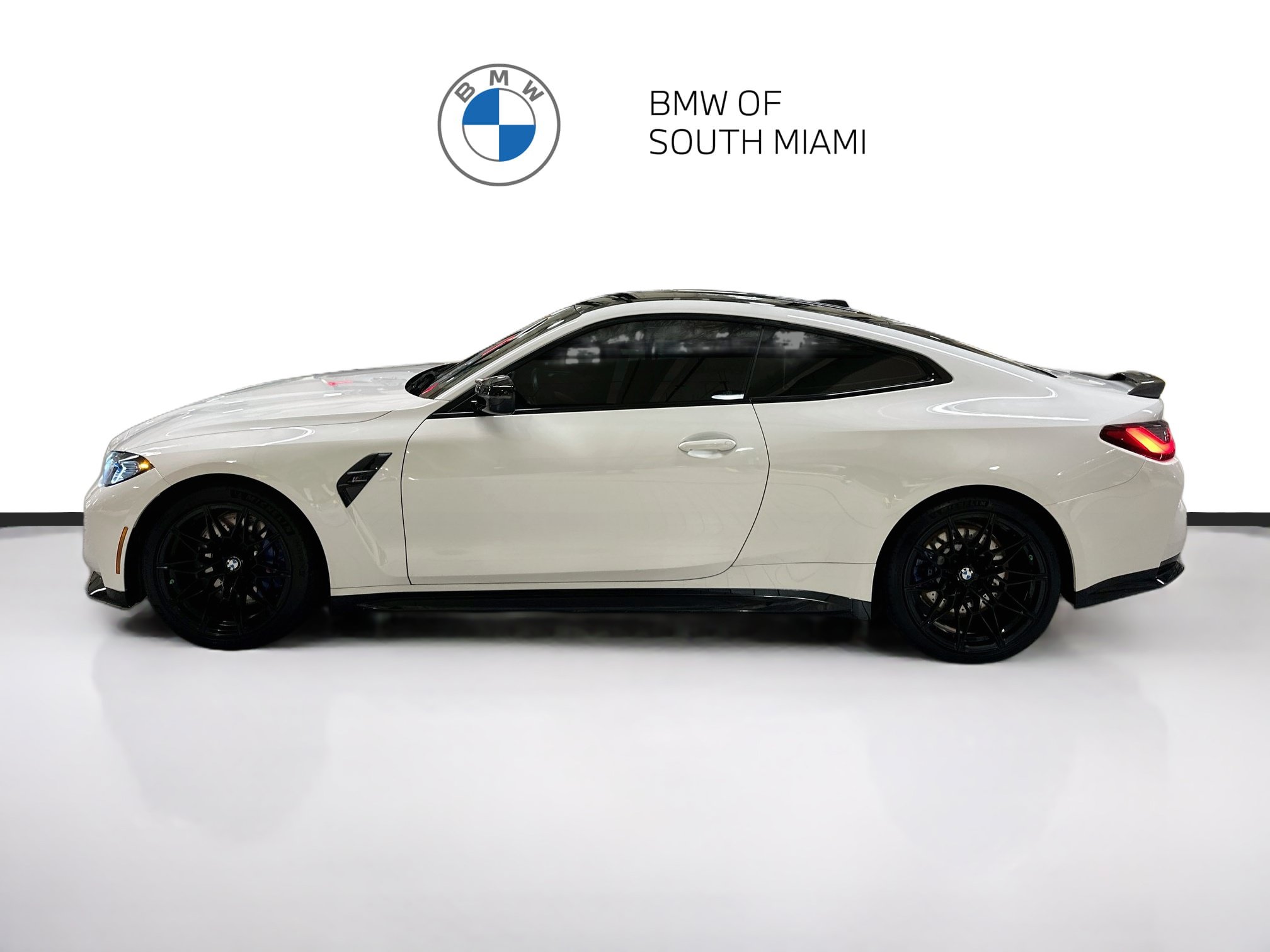 Used 2024 BMW M4 xDrive Competition w/ Executive Package AWD/4WD image 4