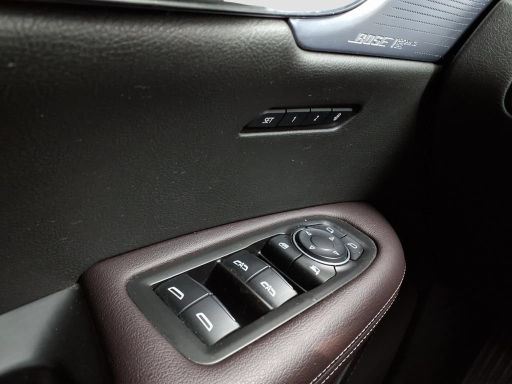 Used 2020 Cadillac XT6 Premium Luxury FWD image 22