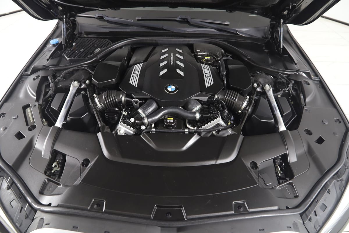 Used 2020 BMW 750i xDrive AWD/4WD image 62