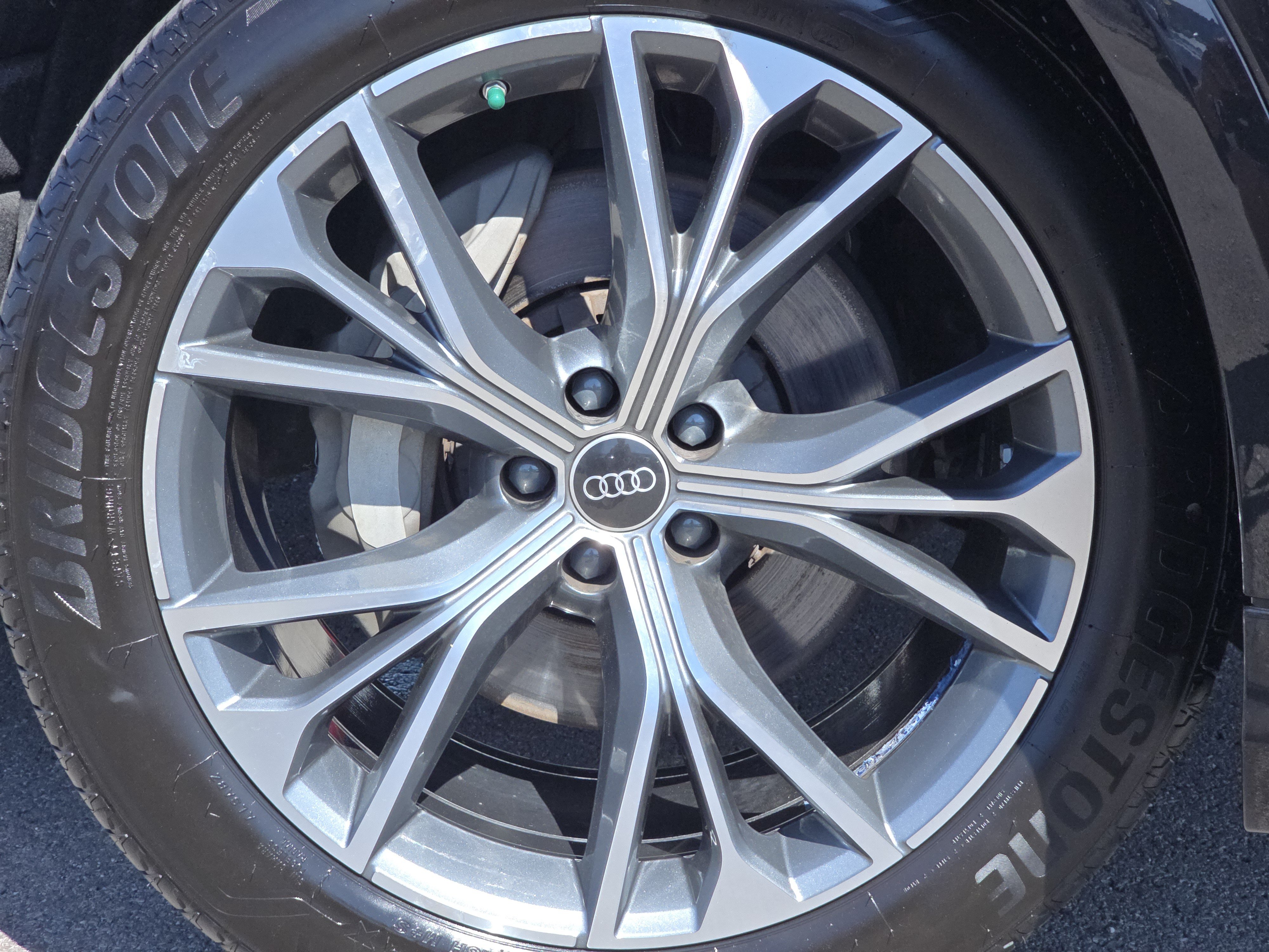 Certified 2023 Audi Q8 Premium Plus w/ Premium Plus Package AWD/4WD image 15