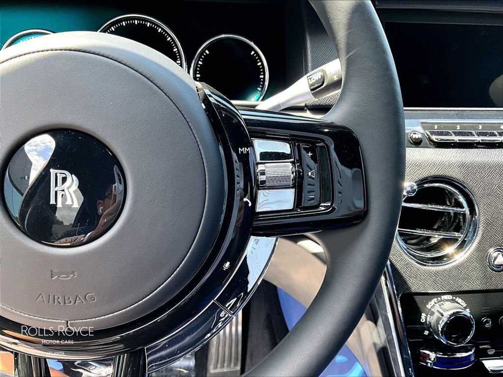 Certified 2023 Rolls-Royce Cullinan AWD/4WD image 17
