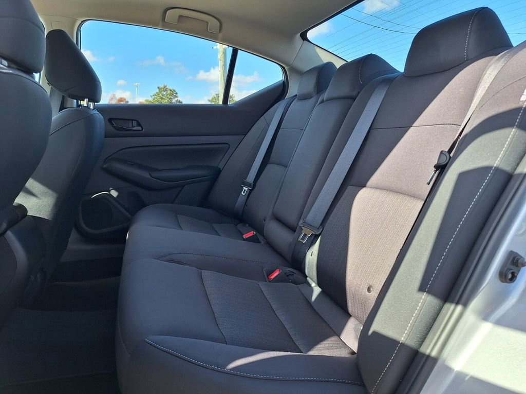 Used 2025 Nissan Altima 2.5 S image 12