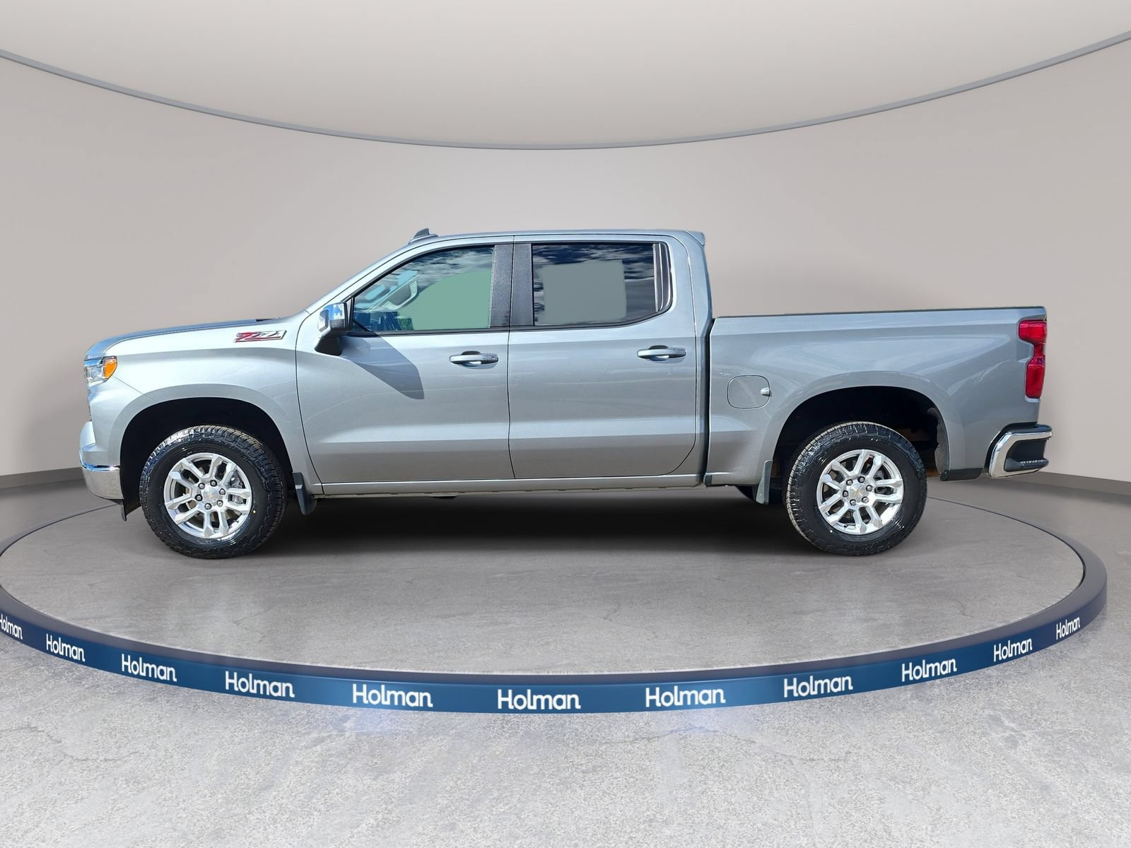 Used 2024 Chevrolet Silverado 1500 LT AWD/4WD image 9