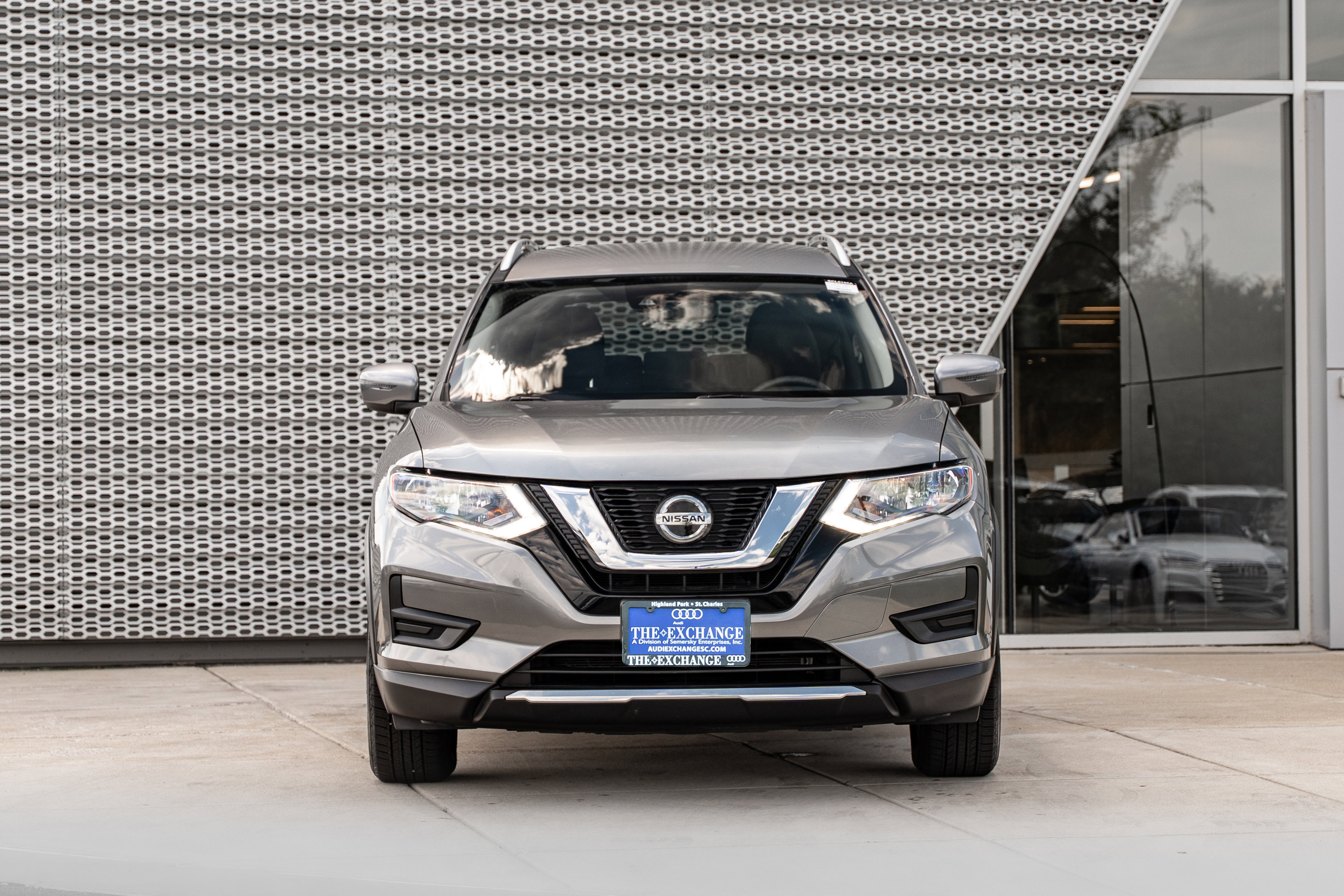 Used 2019 Nissan Rogue SV AWD/4WD image 28